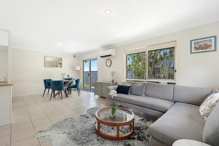 2/3 Paula Drive, Upper Coomera QLD 4209