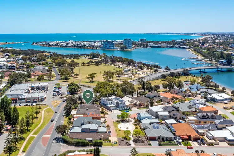 49 San Marco Quays, Halls Head WA 6210