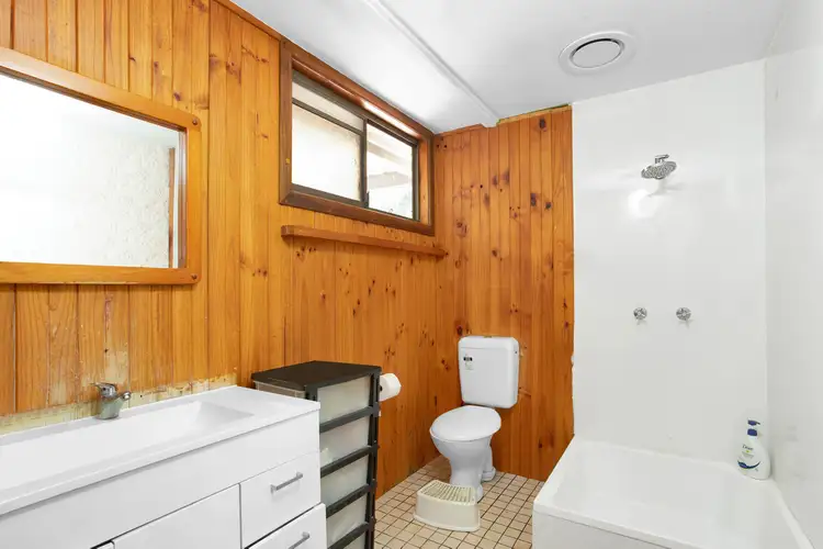 Sixth view of Homely house listing, 15 Van Eldik Avenue, Andergrove QLD 4740