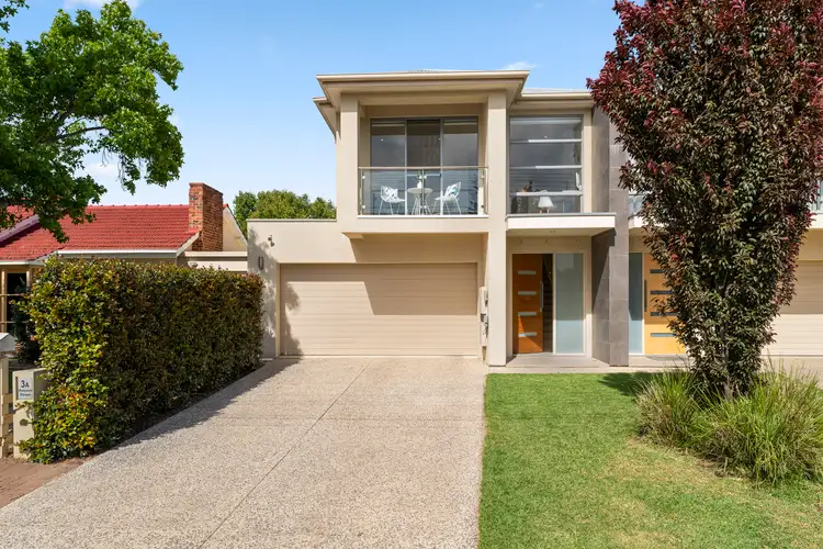 3A Russell Street