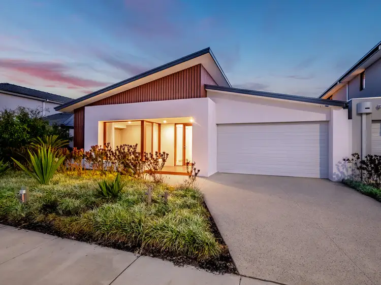 6 Waterman Drive, Clyde VIC 3978
