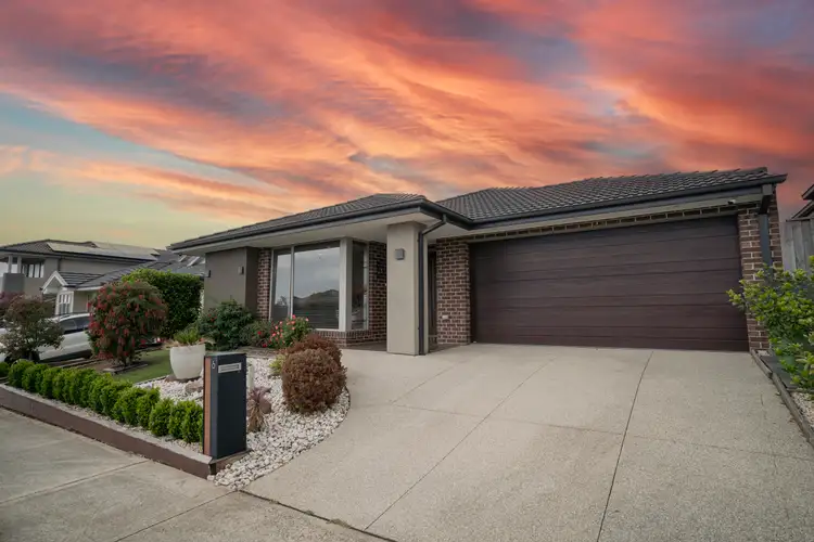 Second view of Homely house listing, 6 Pump House Crescent, Clyde VIC 3978