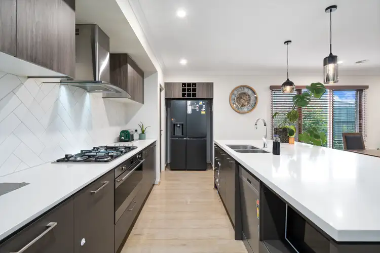Third view of Homely house listing, 6 Pump House Crescent, Clyde VIC 3978