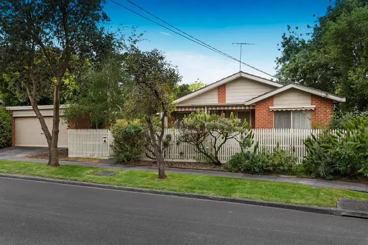 Main view of Homely house listing, 18 Hinkler Avenue, Macleod VIC 3085
