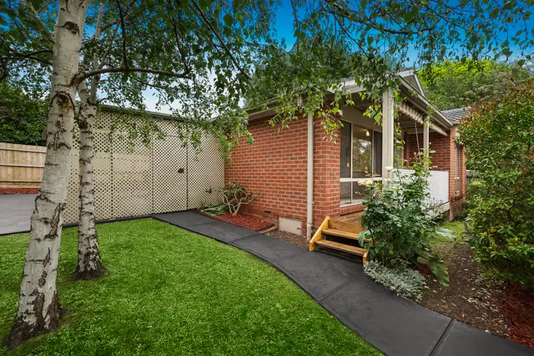 Second view of Homely house listing, 18 Hinkler Avenue, Macleod VIC 3085