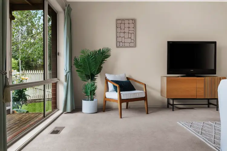 Fourth view of Homely house listing, 18 Hinkler Avenue, Macleod VIC 3085