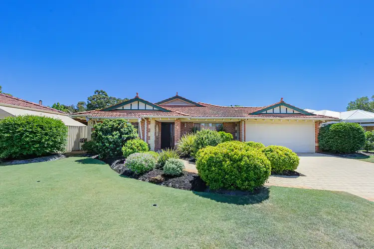 4 Feltbush Mews, Canning Vale WA 6155