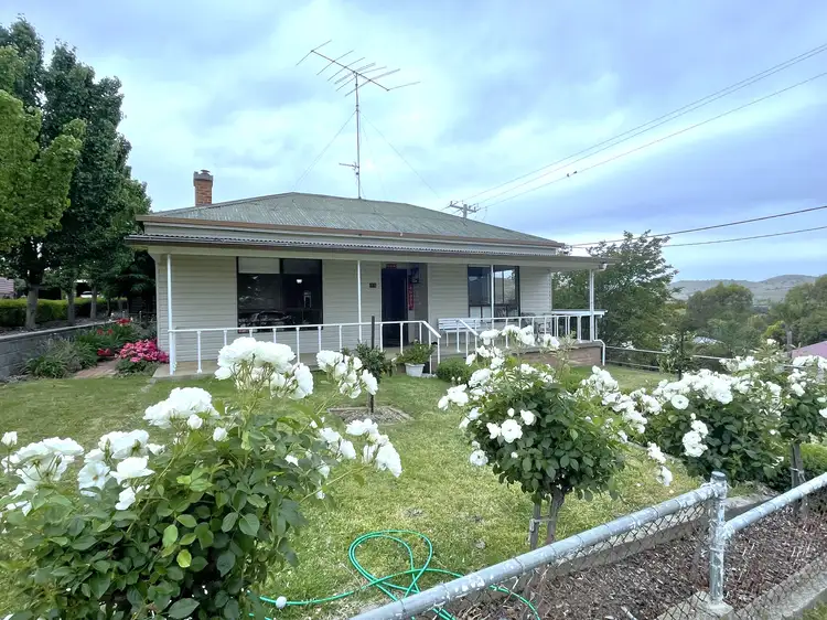 43 Punch Street, Gundagai NSW 2722