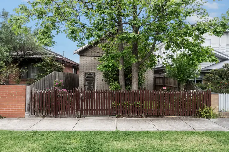 143 Beavers Road, Northcote VIC 3070