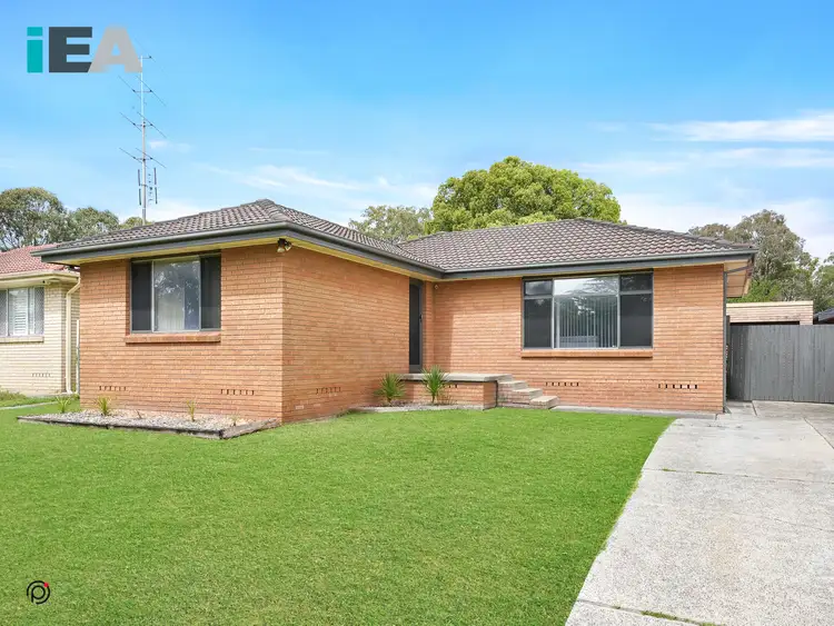 50 Laurel Street, Albion Park Rail NSW 2527