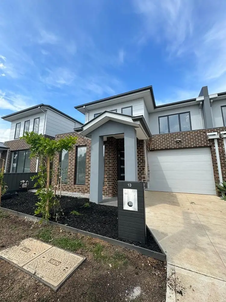 13 Gordon Avenue South, Altona Meadows VIC 3028
