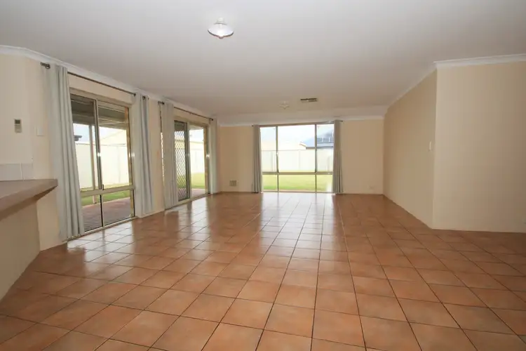 Fifth view of Homely house listing, 7 Diamond Link, Australind WA 6233