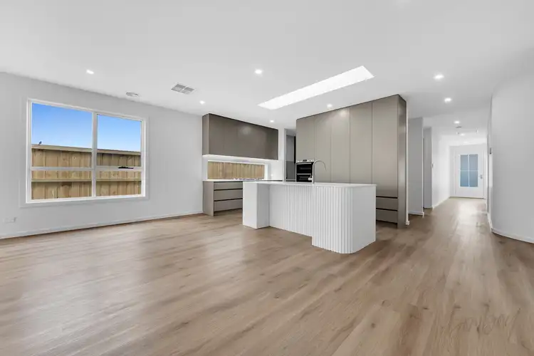 Seventh view of Homely house listing, 29 Lollipop Crescent, Sunbury VIC 3429