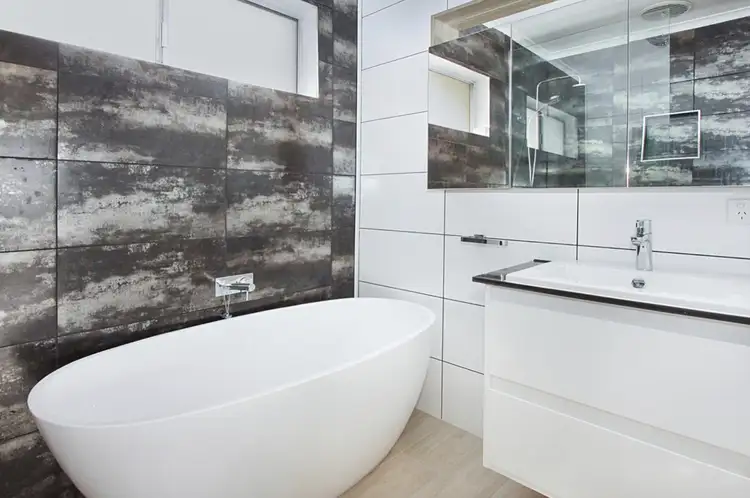 4/27 Noordenne Avenue, Seaholme VIC 3018