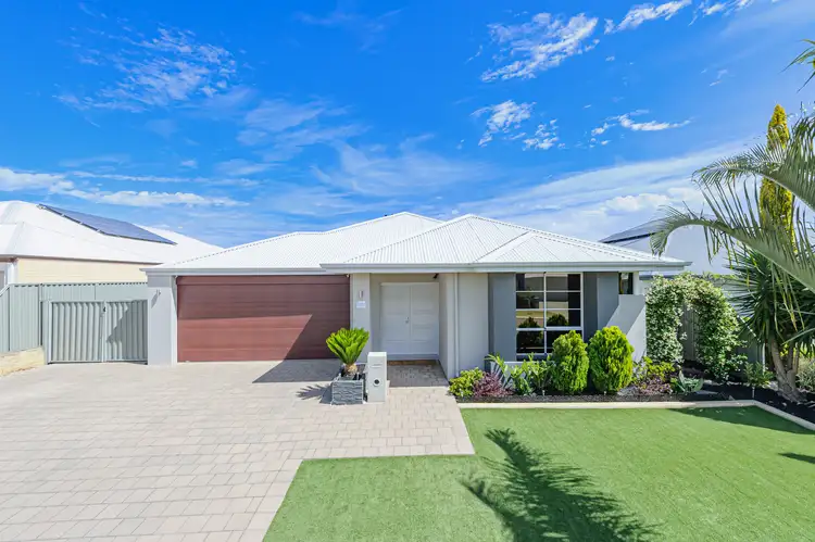 10 Barnard Grove, Byford WA 6122