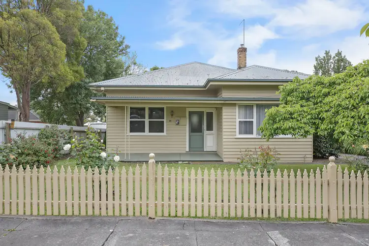 24 Robinson Street