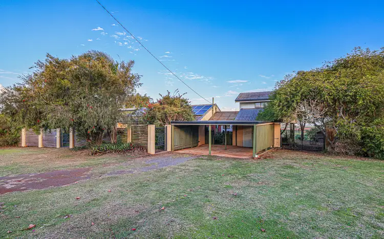 Fifth view of Homely house listing, 8 Anthonys Rest, Qunaba QLD 4670