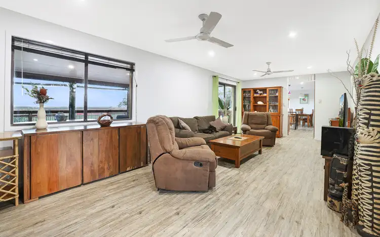 Sixth view of Homely house listing, 8 Anthonys Rest, Qunaba QLD 4670