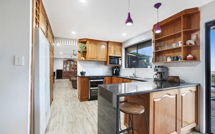 Seventh view of Homely house listing, 8 Anthonys Rest, Qunaba QLD 4670