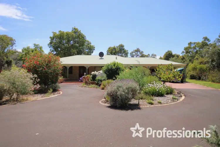 42 Coral Drive, Leschenault WA 6233