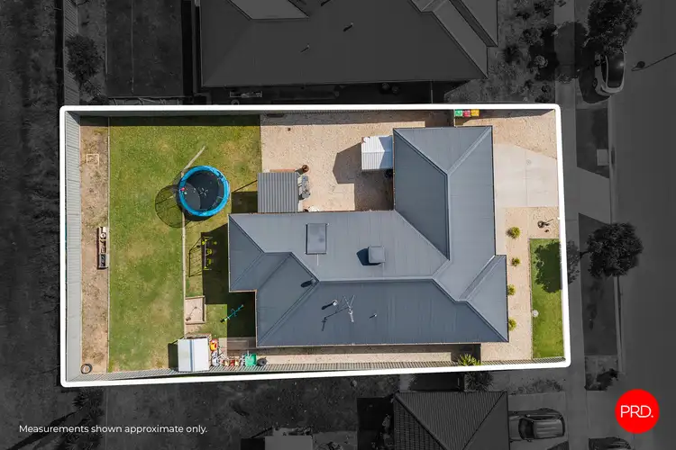 Second view of Homely house listing, 30 Topaz Avenue, White Hills VIC 3550