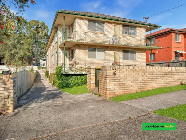 1/6 Willeroo Street, Lakemba NSW 2195