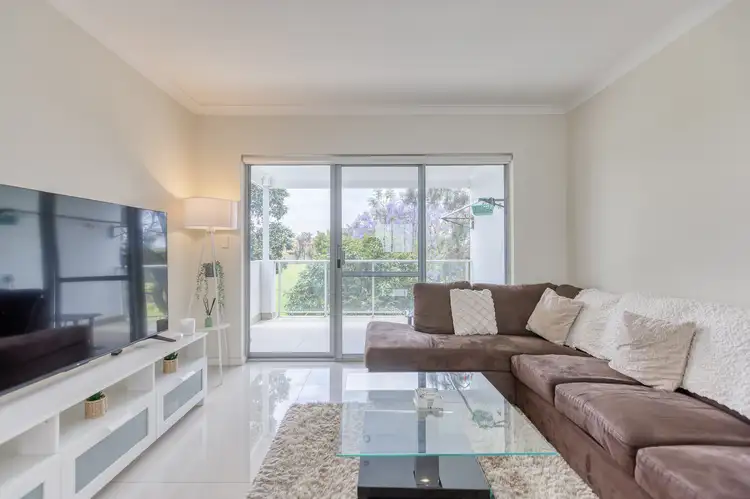 Main view of Homely house listing, 10/285 Knutsford Avenue, Kewdale WA 6105