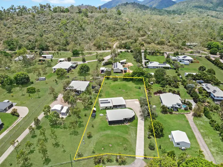 327-331 Williams Road, Alligator Creek QLD 4816