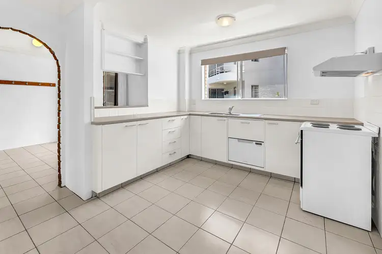 Main view of Homely apartment listing, 3/9 Australia Avenue, Broadbeach QLD 4218