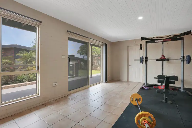 Sixth view of Homely house listing, 31 Wybalena Ave, Koonawarra NSW 2530