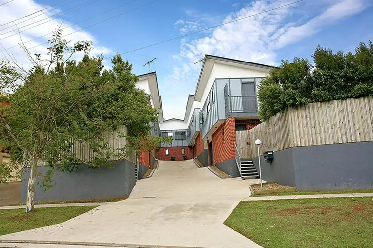 Main view of Homely townhouse listing, 10/74 Creek Road, Mount Gravatt East QLD 4122