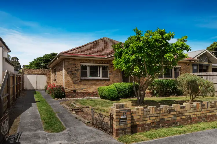 Main view of Homely house listing, 19 Fairlie Avenue, Macleod VIC 3085