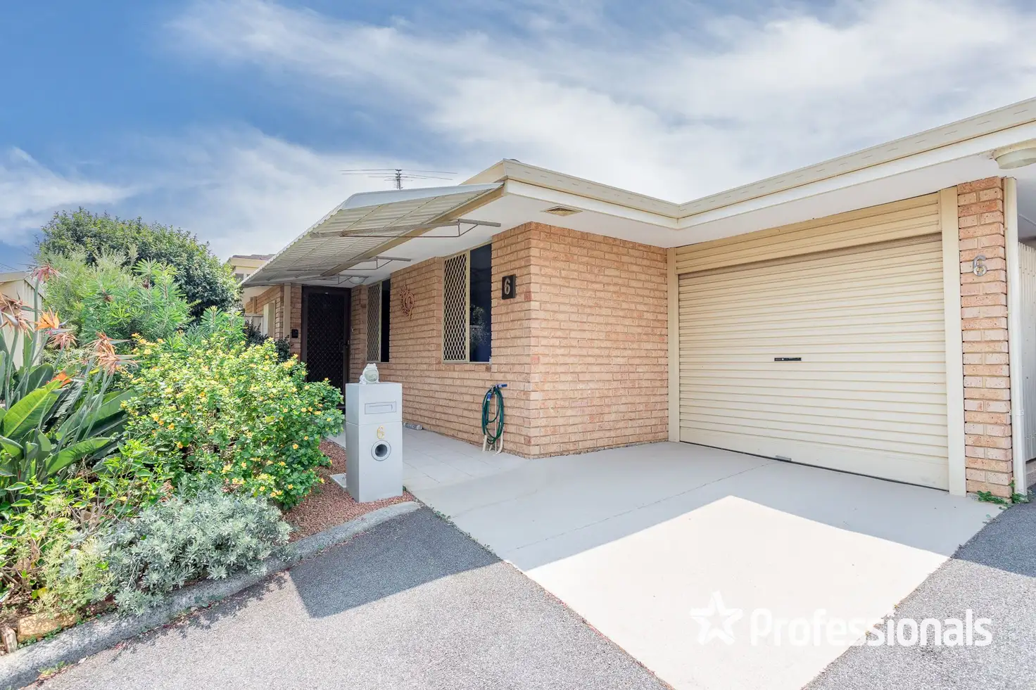 Main view of Homely house listing, 6/99 Owtram Road, Armadale WA 6112