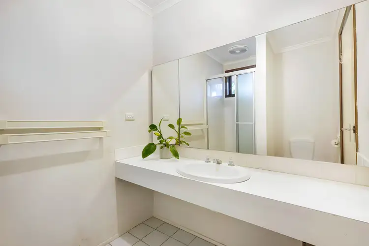 Fourth view of Homely house listing, 27 Annandale Crescent, Glen Waverley VIC 3150