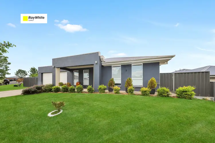 2 Boyd Grove, Tumut NSW 2720