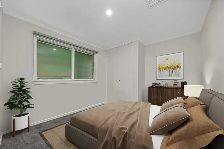 Seventh view of Homely house listing, 10 Valley Court, Craigieburn VIC 3064