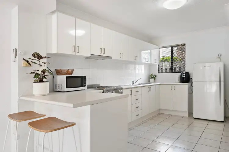 11/9 Jodie Court, Mermaid Waters QLD 4218