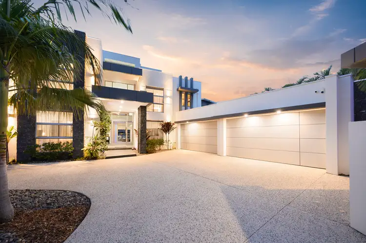 58 The Sovereign Mile, Sovereign Islands QLD 4216