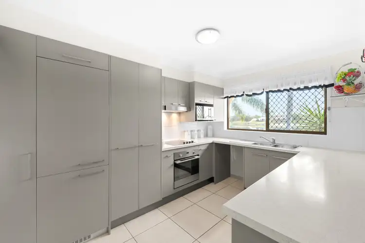 Sixth view of Homely villa listing, 1/9 Barbet Place, Burleigh Waters QLD 4220