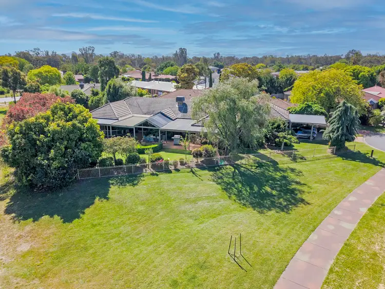 Third view of Homely house listing, 5 Cowan Court, Kialla VIC 3631