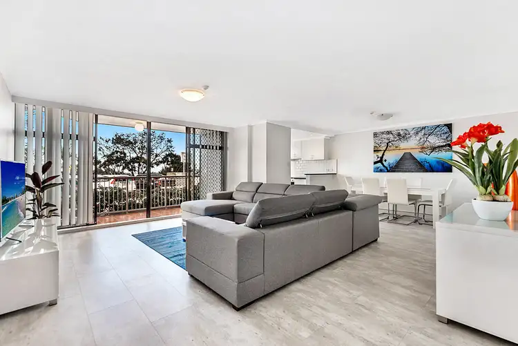 1L/3277 Surfers Paradise Boulevard, Surfers Paradise QLD 4217