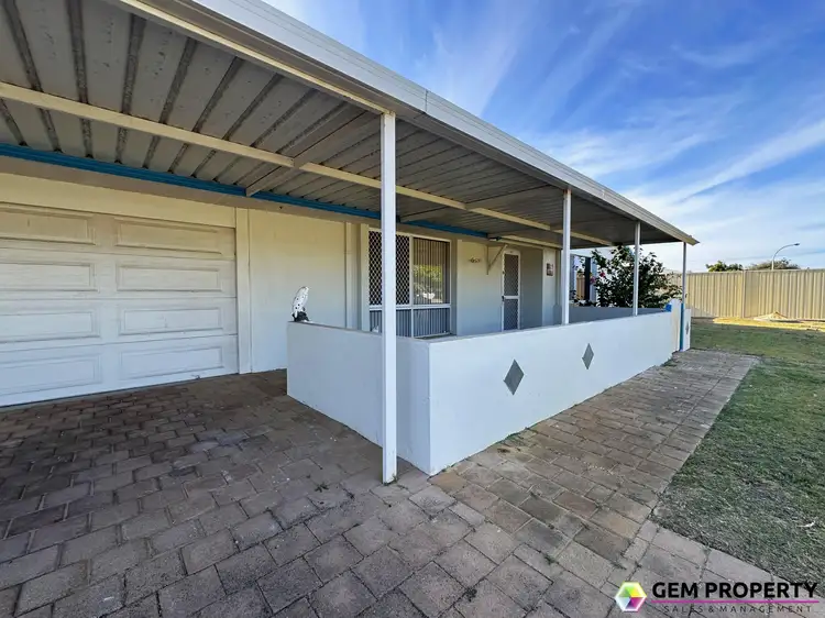 4 Castlerock Avenue, Waikiki WA 6169