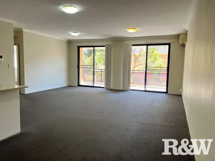 21/20-22 Fourth Avenue, Blacktown NSW 2148