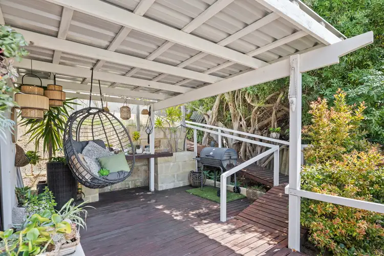 Sixth view of Homely semi-detached listing, 70B Janis Street, Halls Head WA 6210
