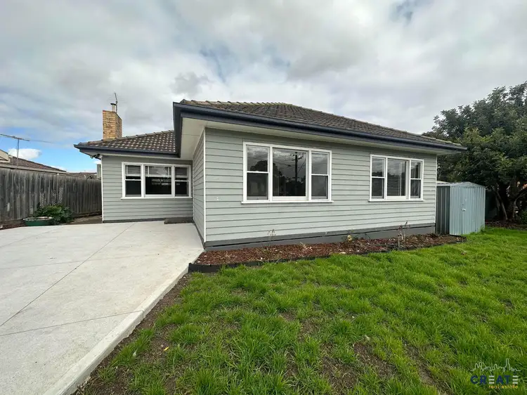 11 Keon Crescent, Sunshine West VIC 3020