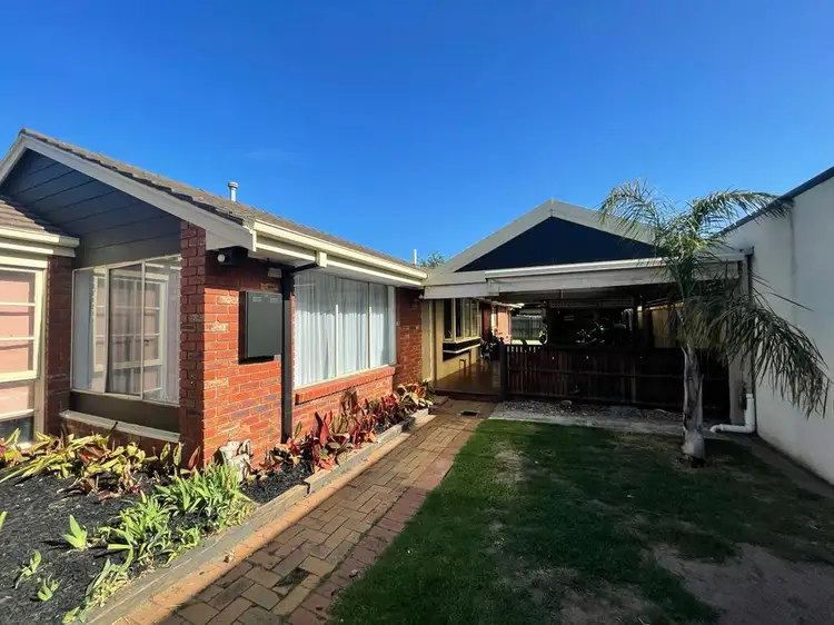 33 Central Avenue, Altona Meadows VIC 3028