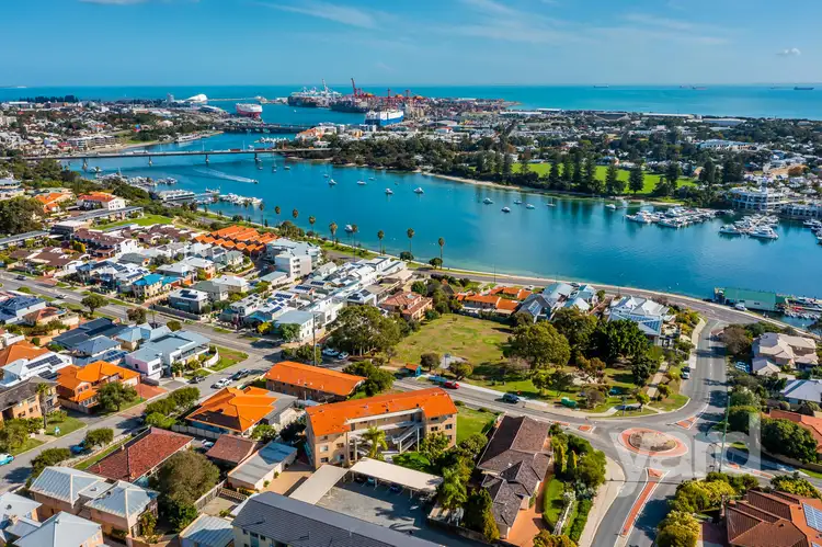 Fourth view of Homely apartment listing, 4/60 Preston Point Road, East Fremantle WA 6158
