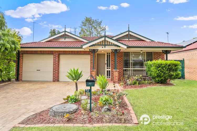 51 Wombeyan Court, Wattle Grove NSW 2173