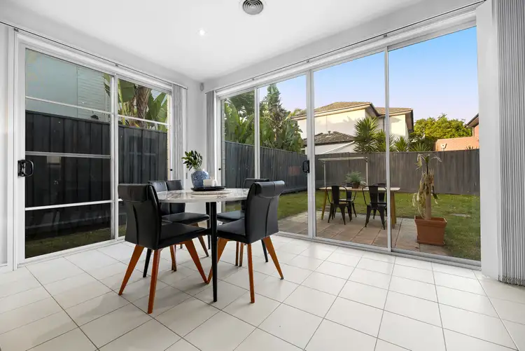 Sixth view of Homely house listing, 1 Lansdowne Circuit, Mulgrave VIC 3170