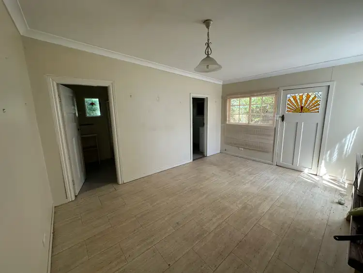 Sixth view of Homely house listing, 2 Close Street, Parkes NSW 2870